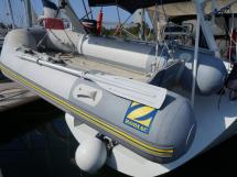 Universal Yachting 44 - AYC