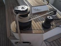 Universal Yachting 49.9 - Winches de cockpit tribord