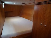 AYC - Universal Yachting 44 Cabine arrière babord