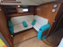 AYC Yachtbroker - DYNAMIQUE 62 Banquette