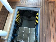 AYC Yachtbroker - Trawler Meta King Atlantique - Cale moteur