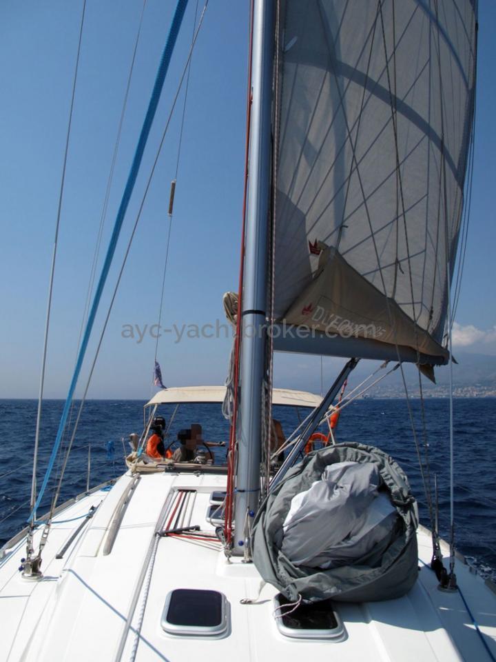 AYC Yachtbroker - Dufour 405 Grand Large - Sous voiles