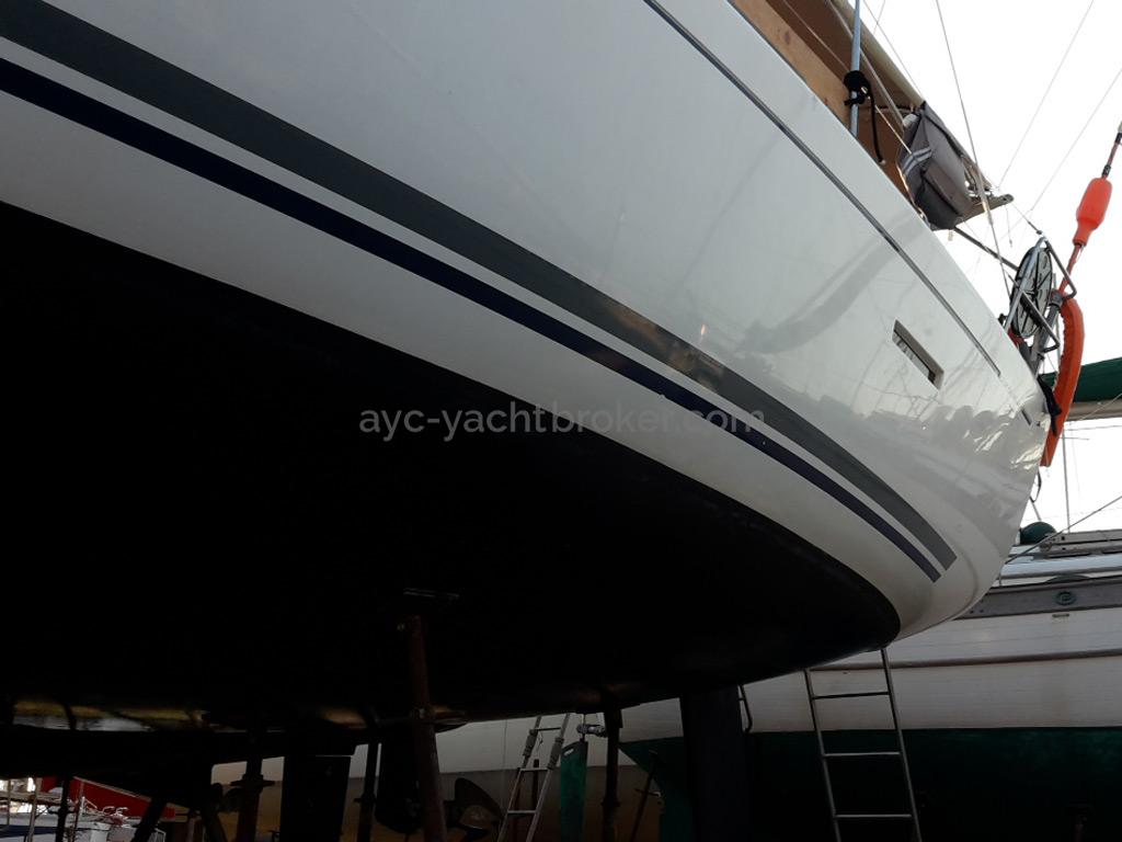 AYC Yachtbroker - Dufour 405 Grand Large - Bordé bâbord