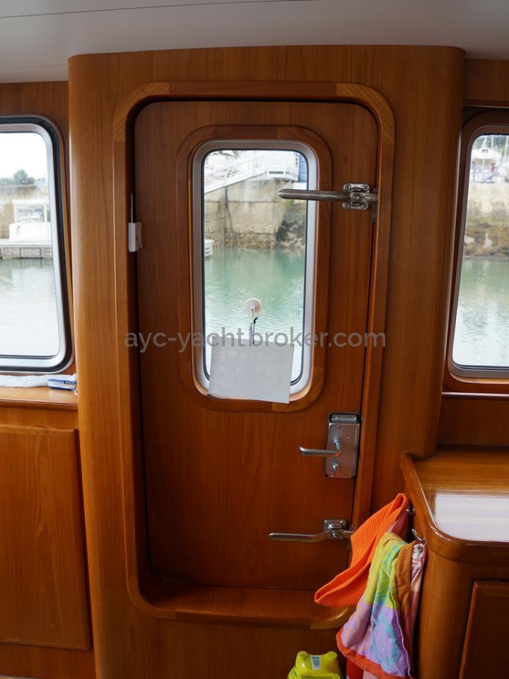 Searocco 1500 Trawler - Porte étanche latérale tribord