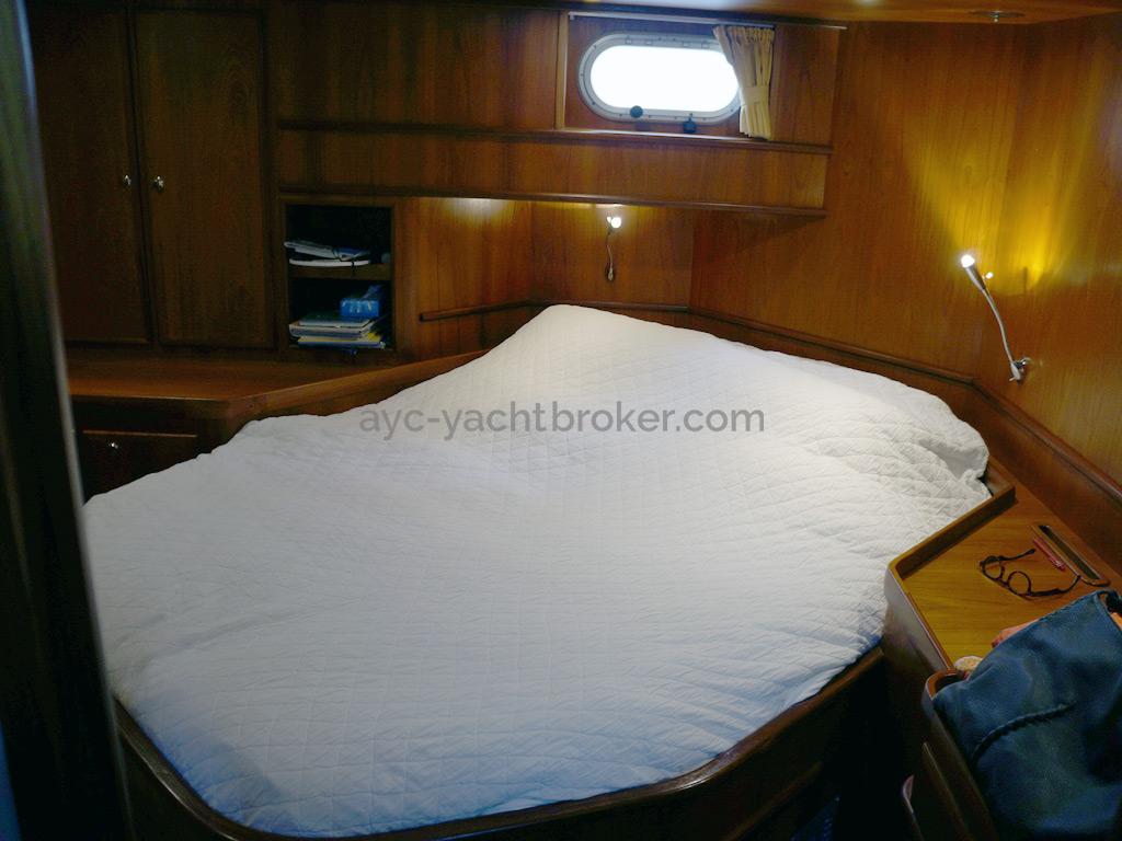 Searocco 1500 Trawler - Cabine centrale