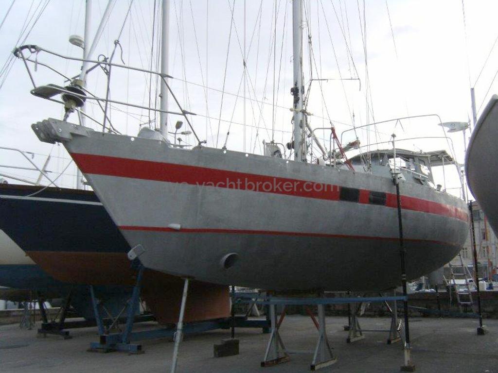 AYC Yachtbroker - Carambola 38