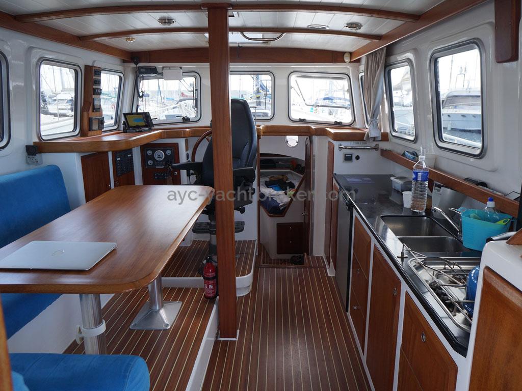 AYC - Trawler fifty 38 / Carré panoramique