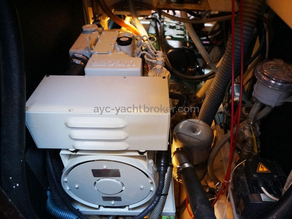 AYC Yachtbrokers - CHASSIRON TDM - Générateur