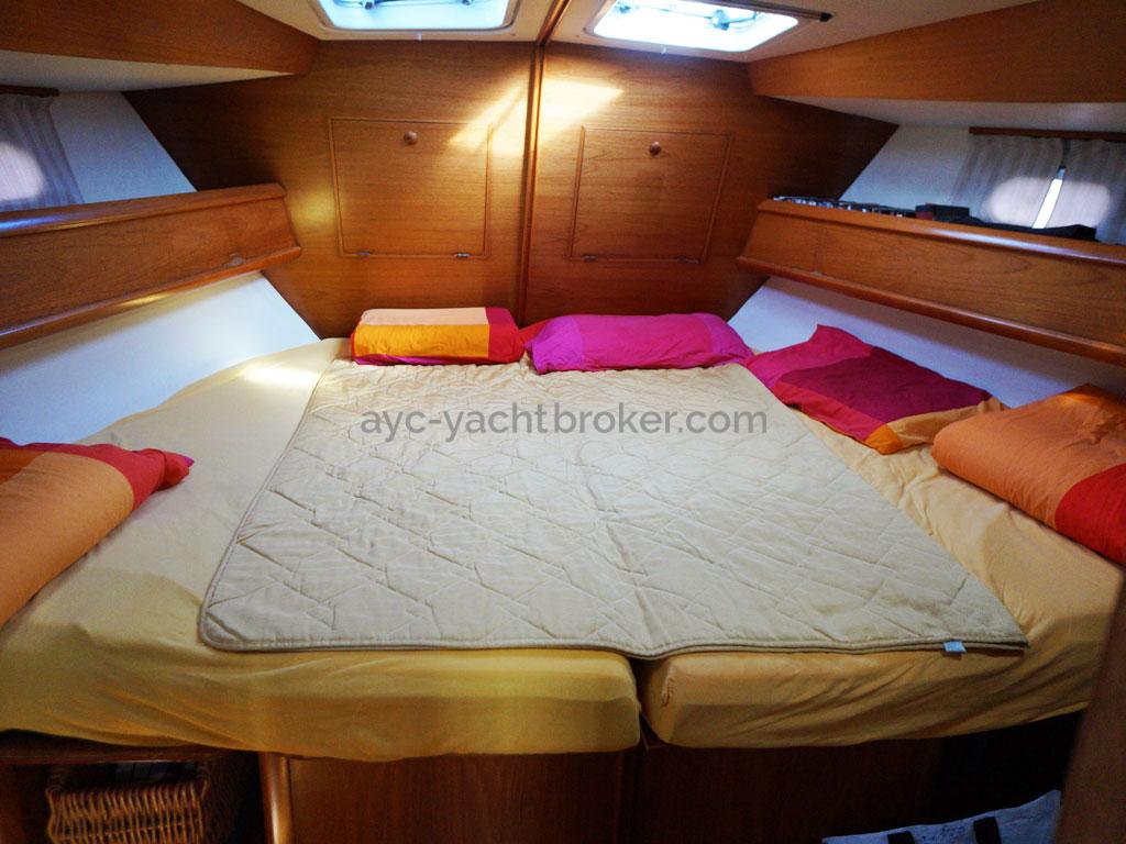 AYC Yachtbroker - cabine avant