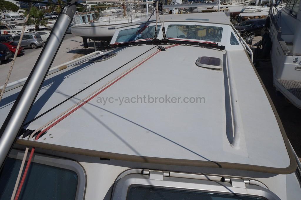 AYC YachtBroker -