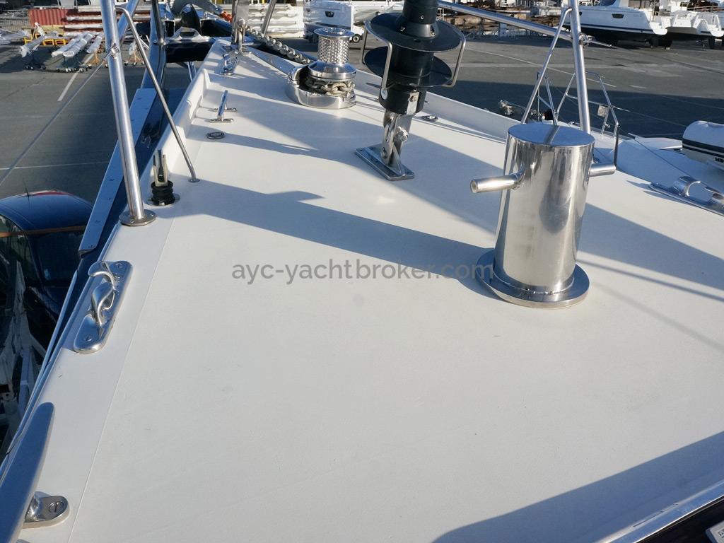 AYC Yachtbrokers - Tocade 50 - Pont avant
