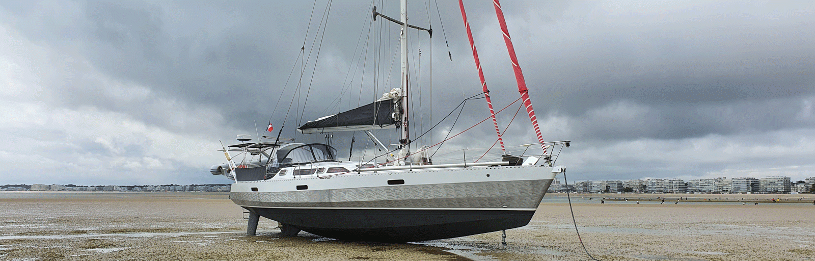 AYC Yachtbroker - OVNI 47